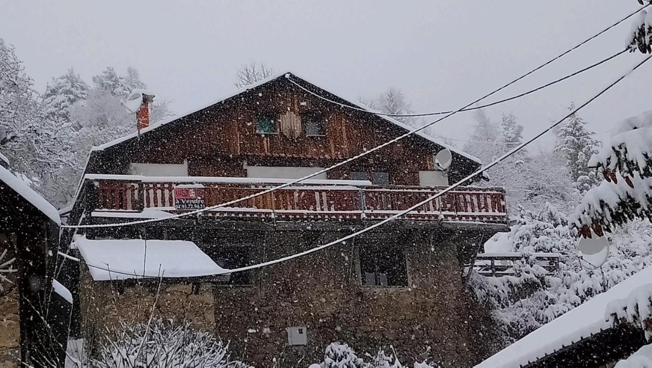 Sur Un Petit Nuage Villa Roubion Exterior photo